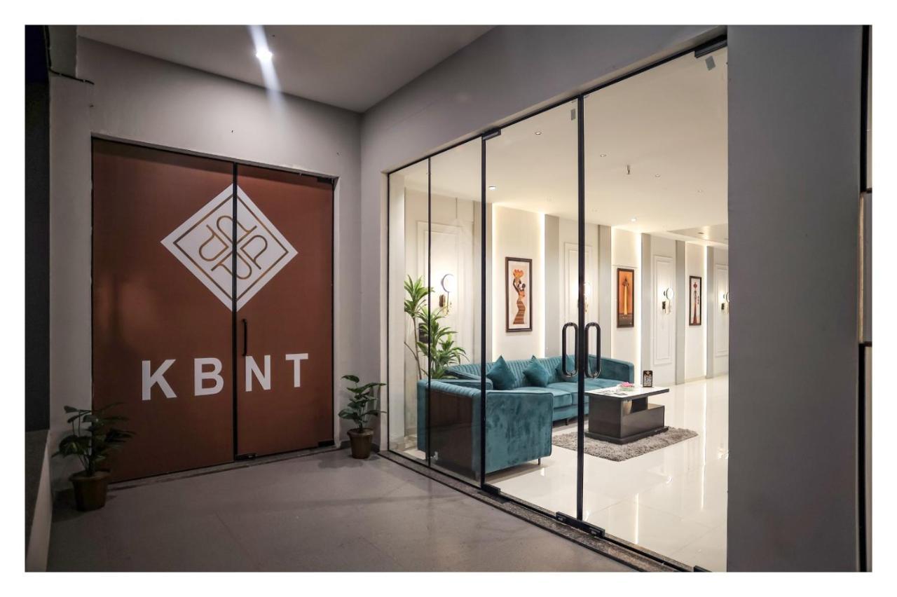Hotel The Parker Inn By Kbnt Group Сурат Екстериор снимка