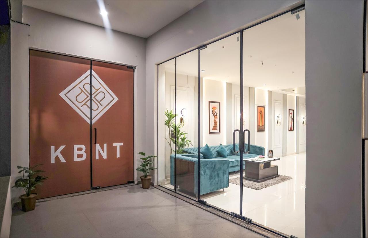 Hotel The Parker Inn By Kbnt Group Сурат Екстериор снимка